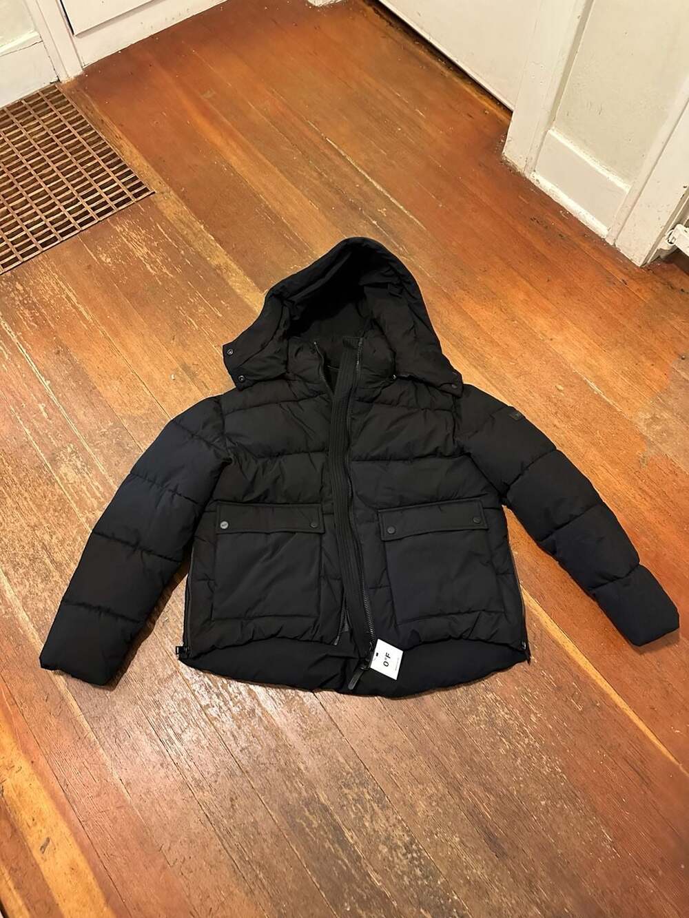 DKNY Puffer Jacket Size L Black Hooded Sorona